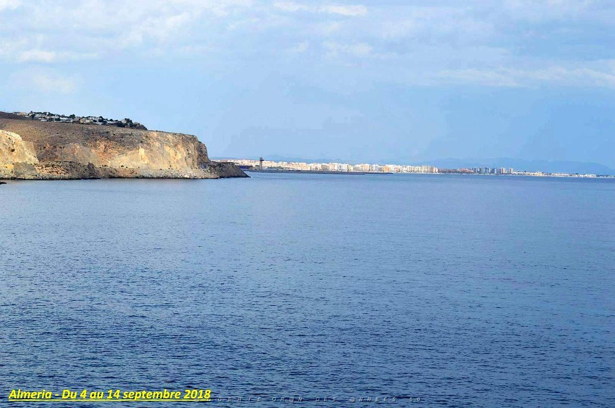 30 ALMERIA ENTREE DU PORT ET PARC SALMERON (7).JPG